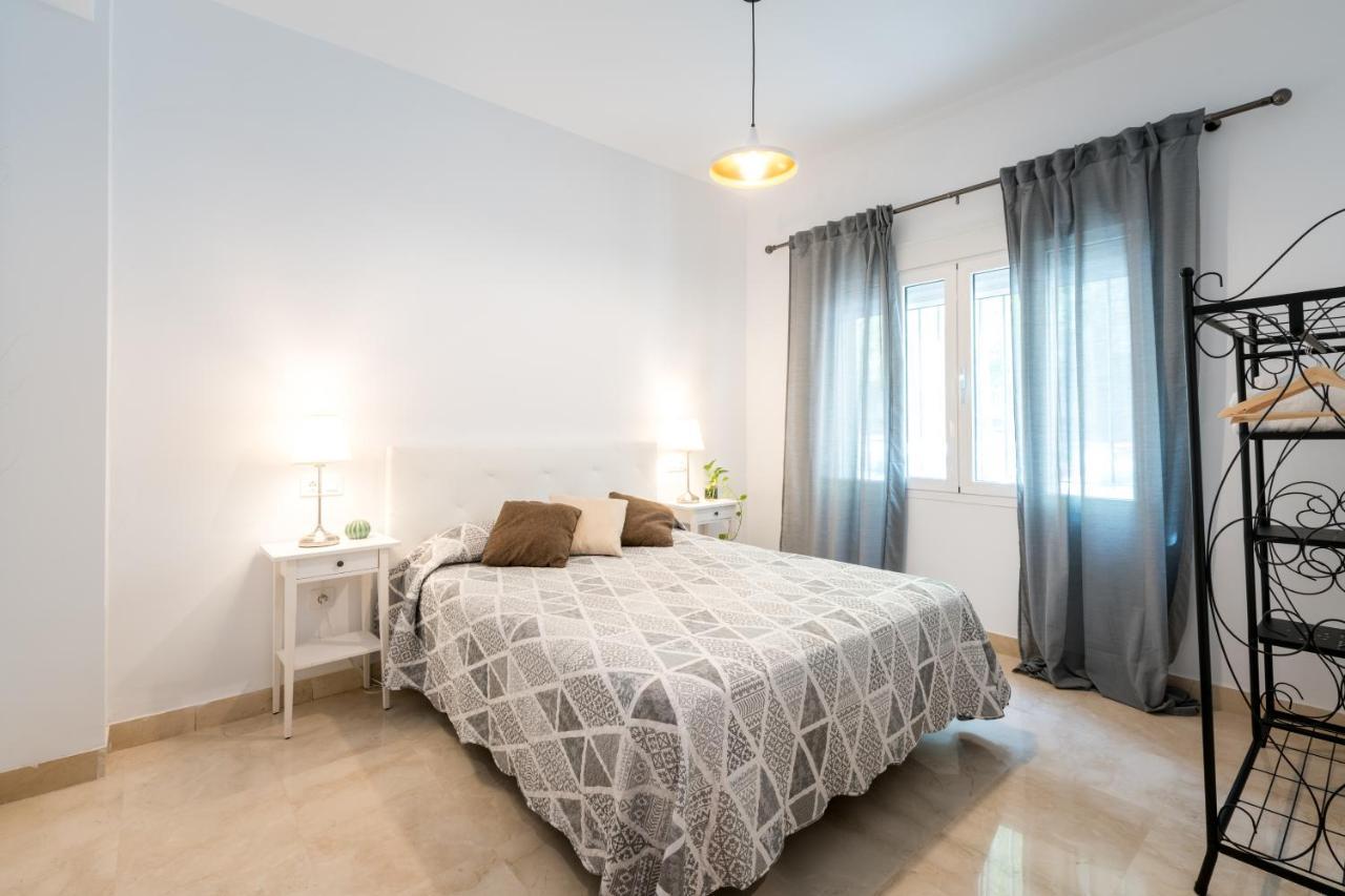 PR PLAZA DE ESPAÑA Amplio Apartamento 5D 3B Aparcamiento Incluido Sevilla Exterior foto